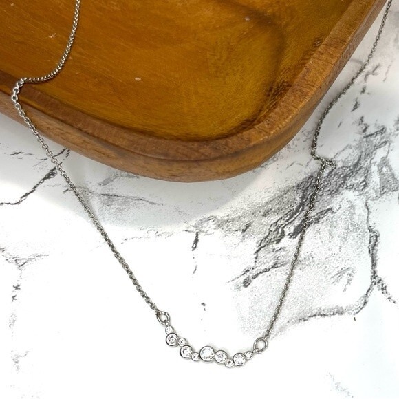 10 Stone Minimalistic Dainty Rhinestone Necklace - Picture 1 of 9